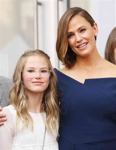 Jennifer Garner's Daughter Commits to Elite College